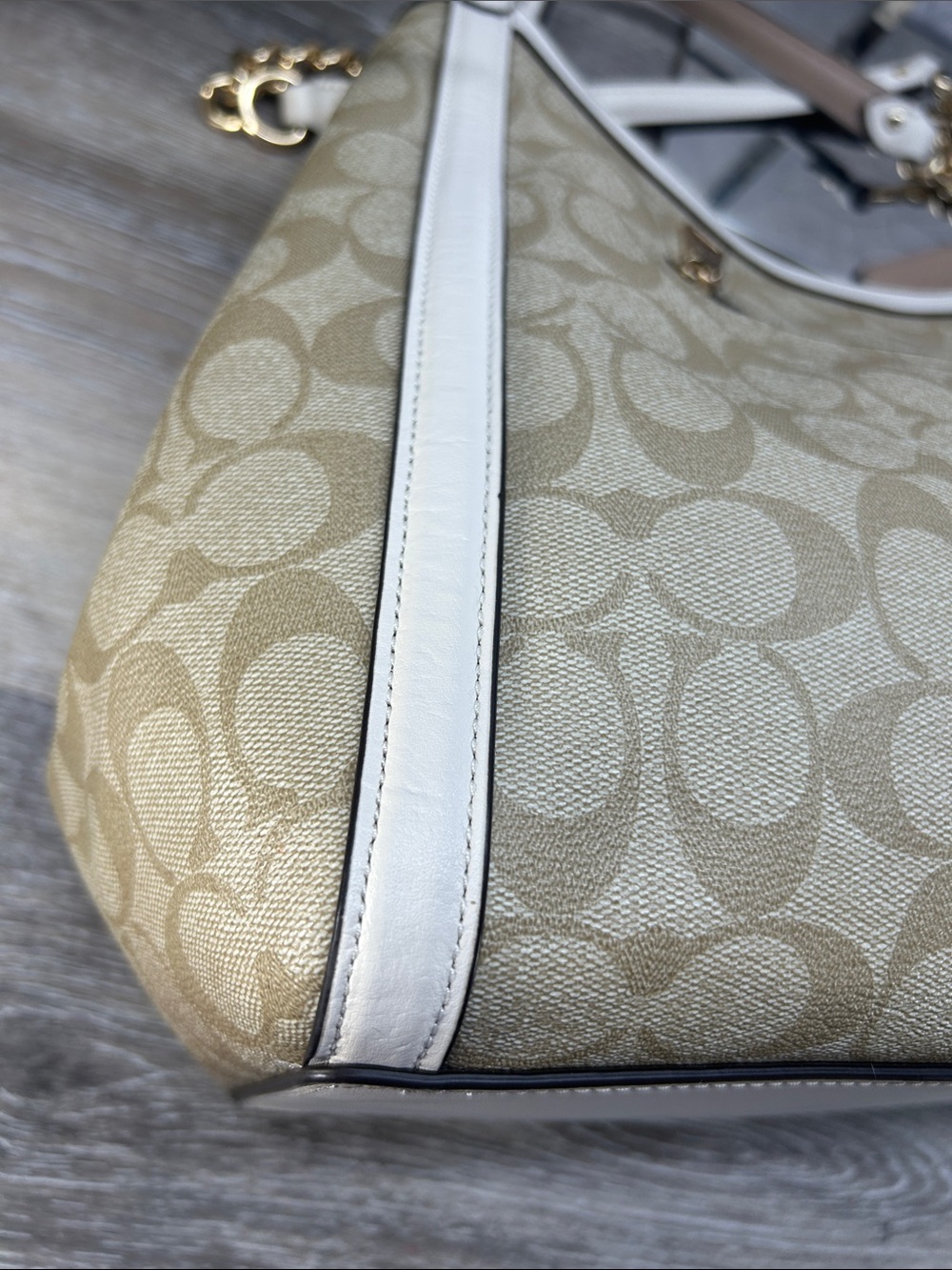 Coach Cream Signature Canvas Tote Bag - Picture 13 of 14